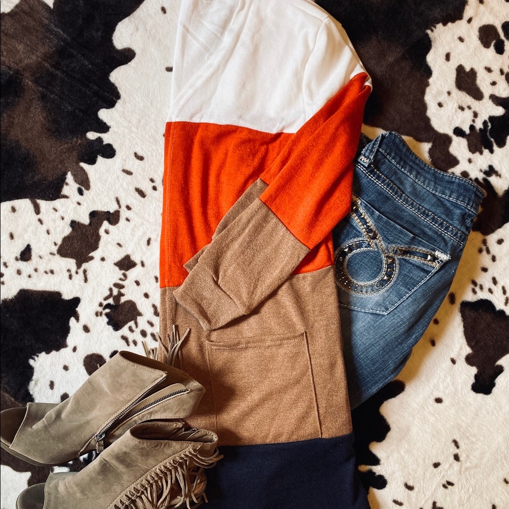 Color block cardigan 🧡